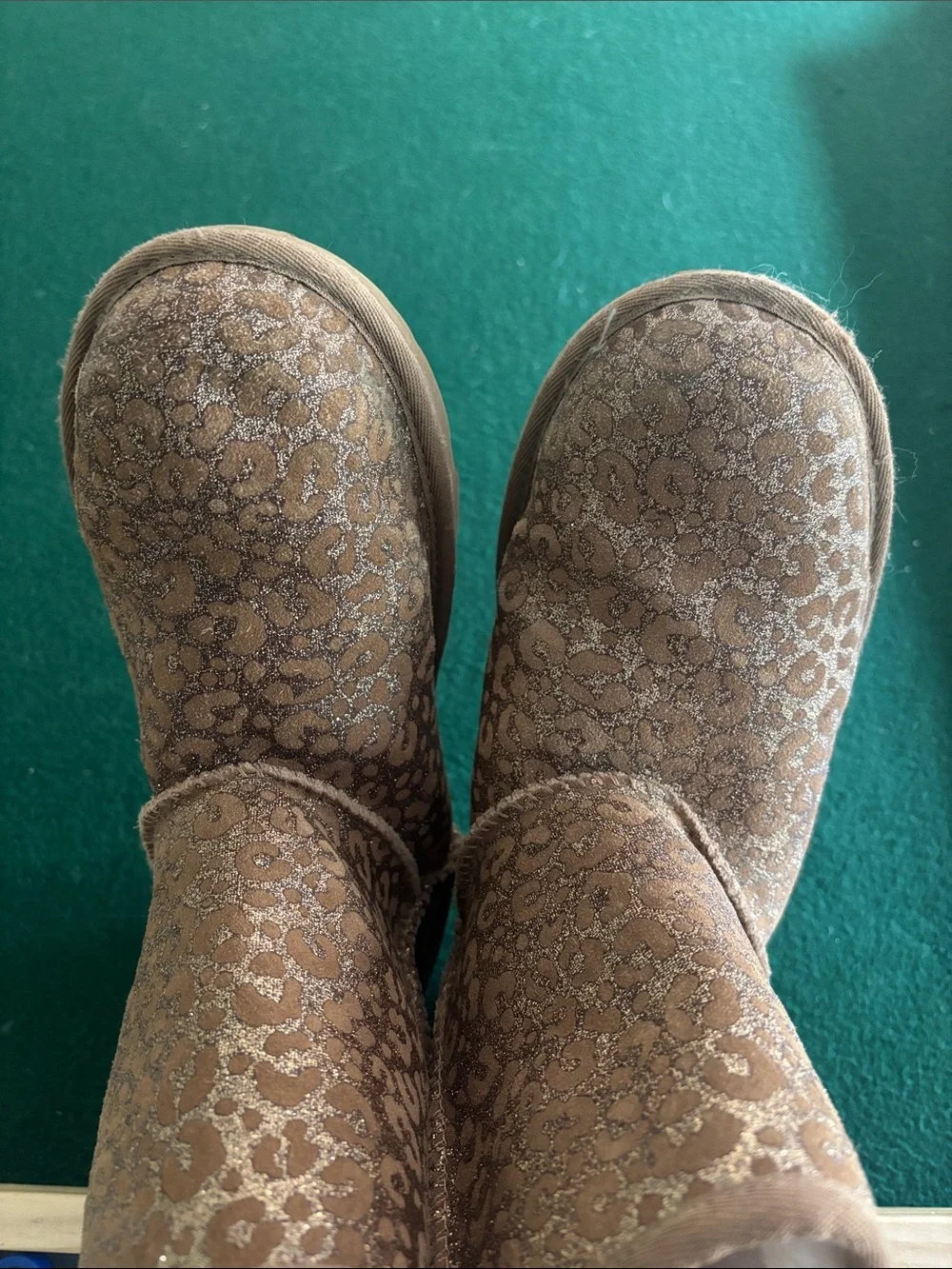 UGG classic leopard